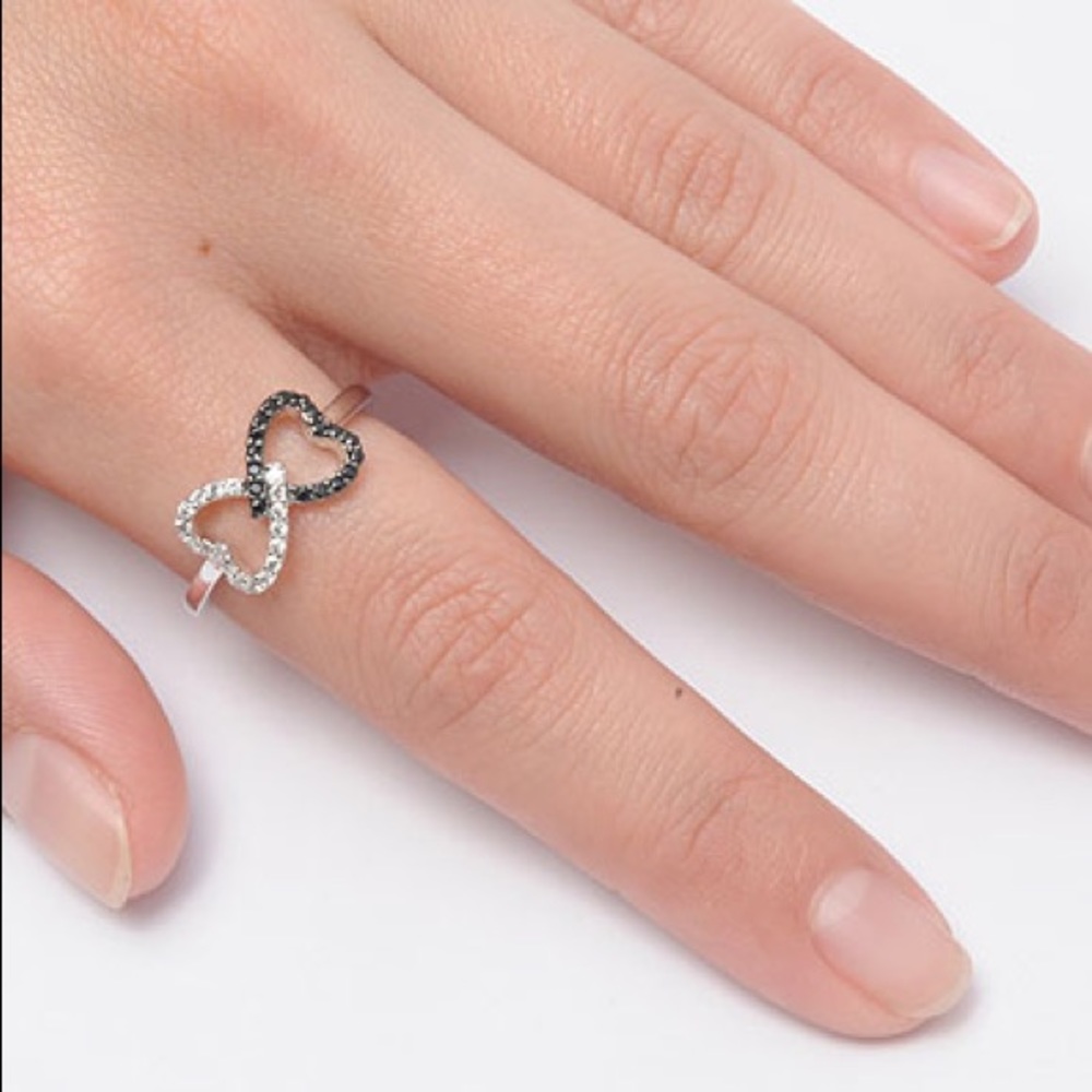 Sterling silver 925